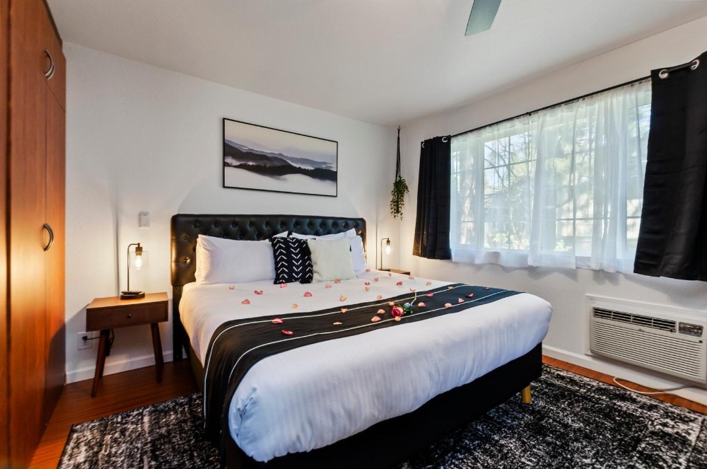 The Jeffrey Hotel Main image